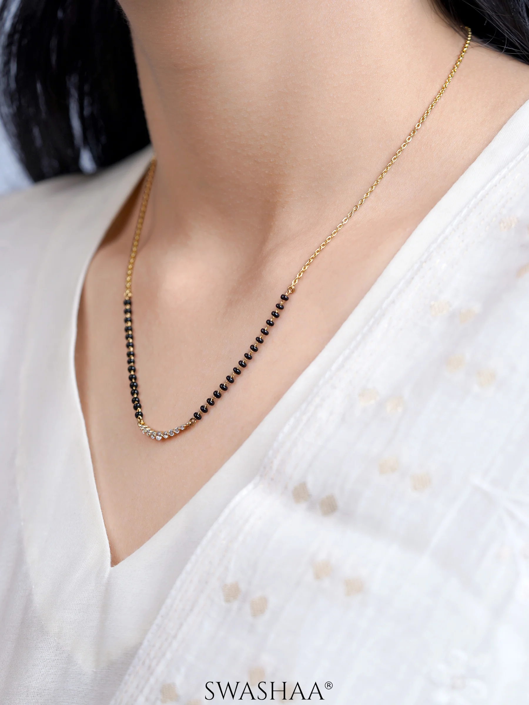 Aarunya Diamond Bar Mangalsutra - Image 3