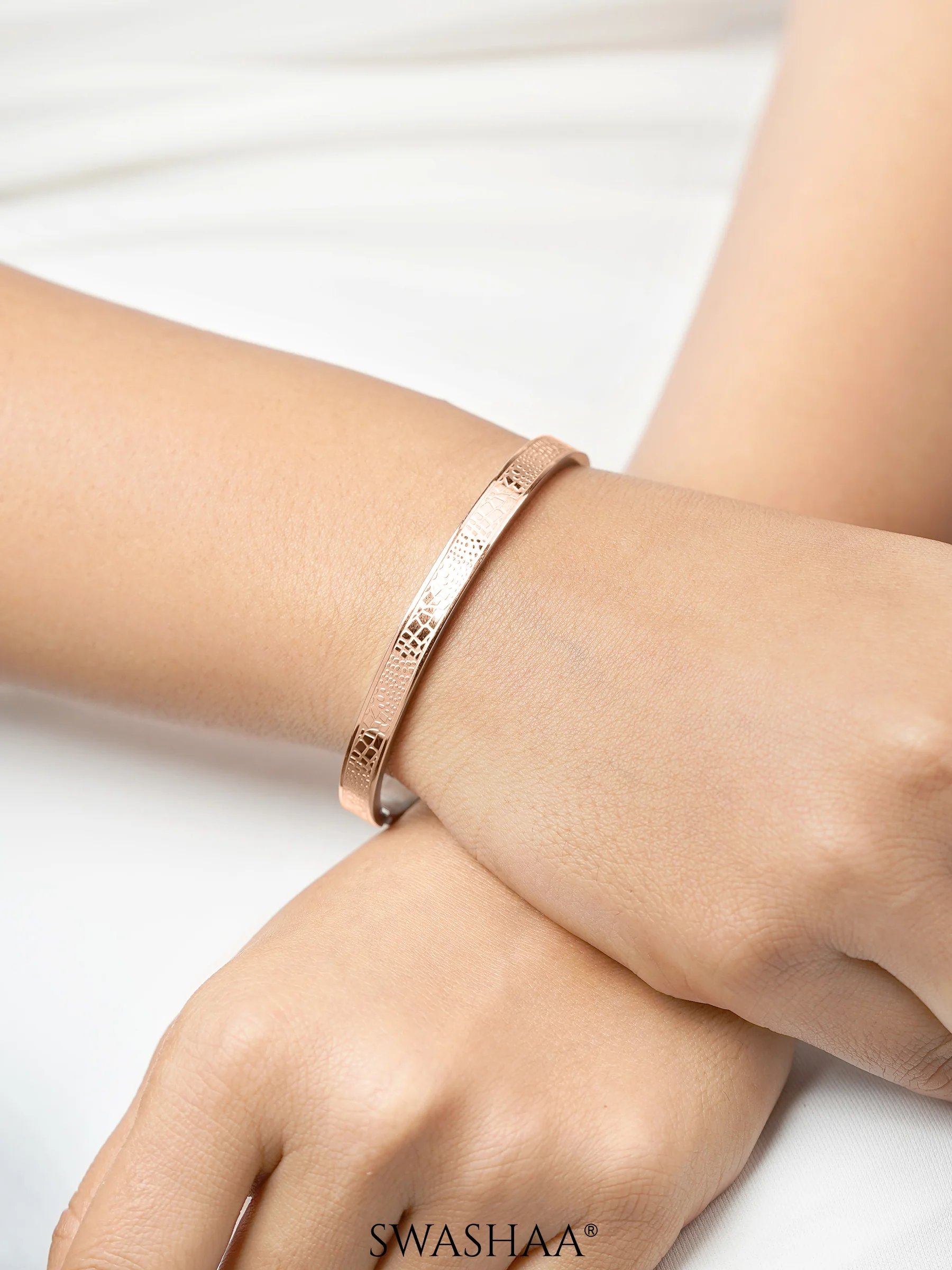 Anthony Women's Bracelet - Image 9