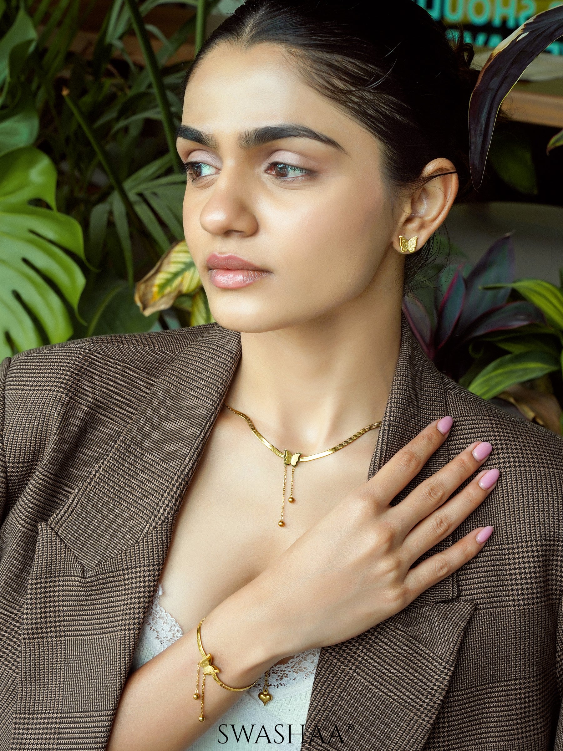 Butterfly Snake Chain Necklace - Image 4
