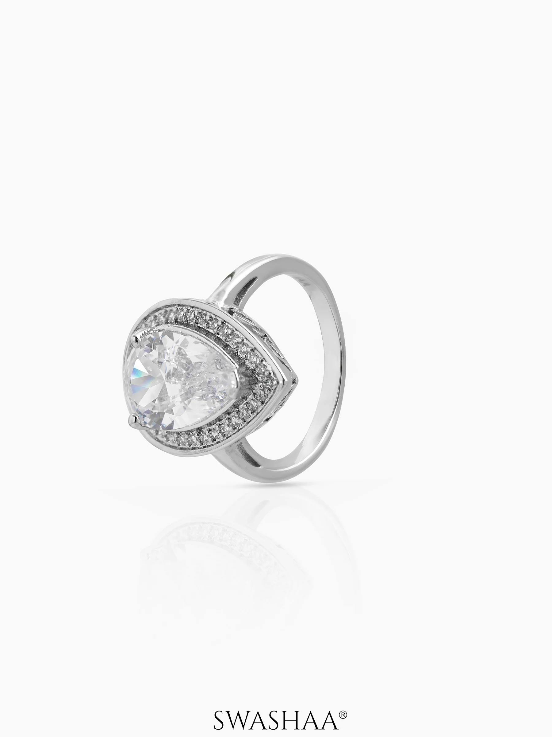 Calyra Solitaire Ring