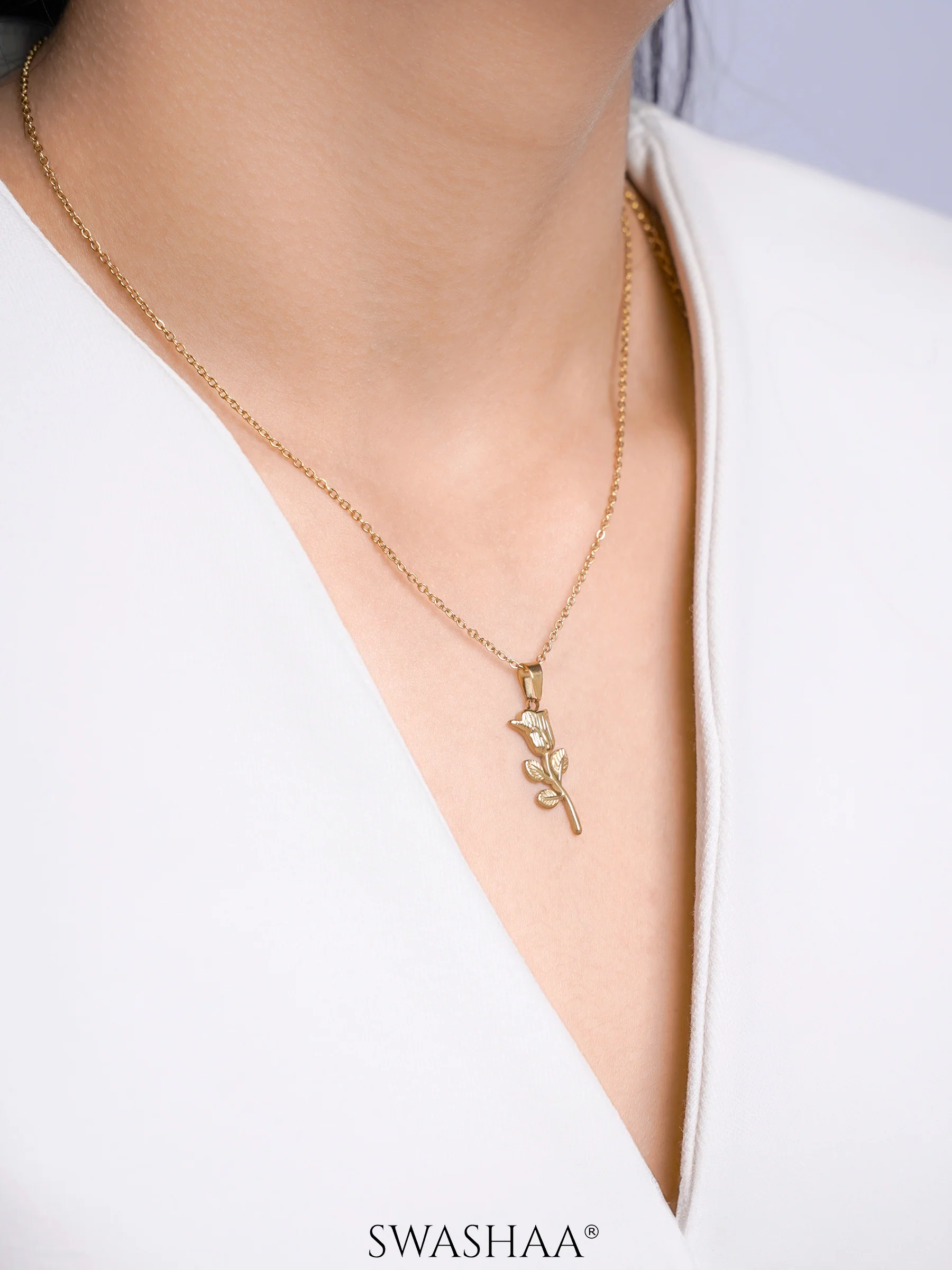 Elina Rose Necklace - Image 3