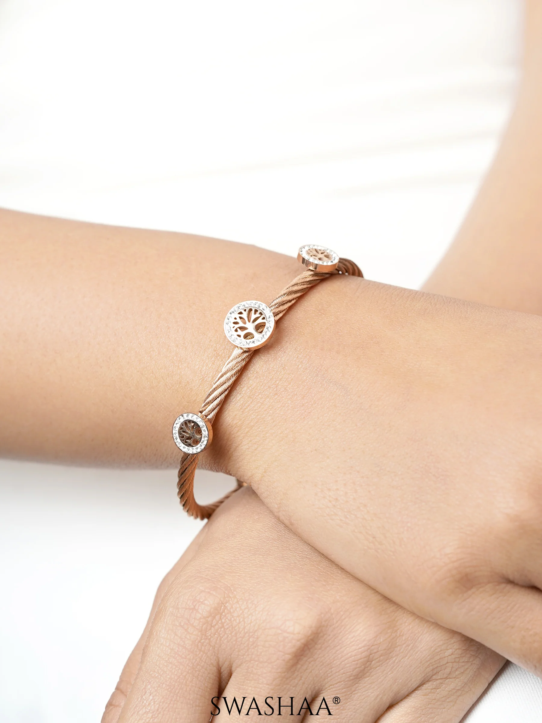 Izalea Lifetree Cuff Rosegold Plated Bracelet - Image 3
