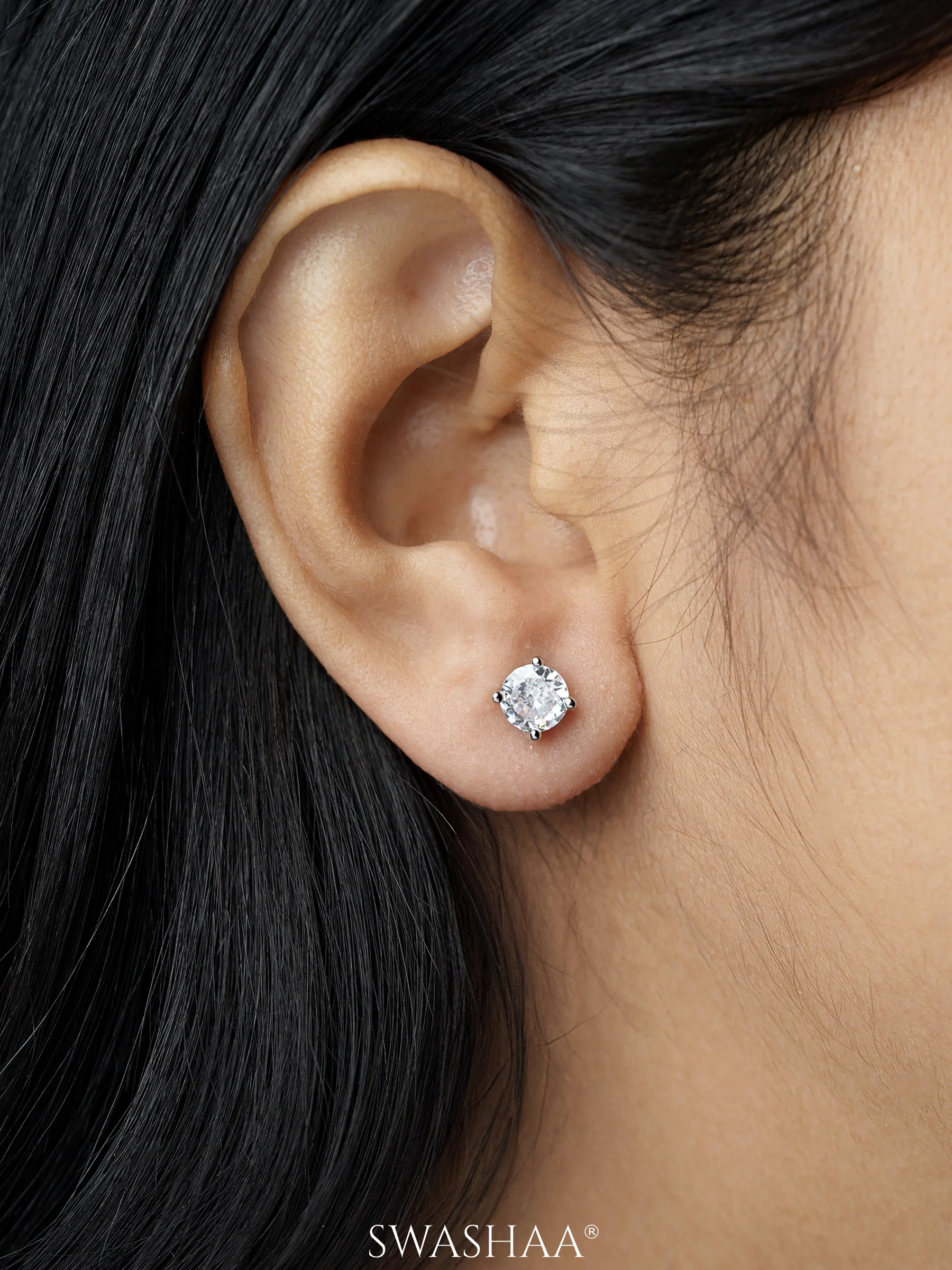 Kael Solitaire Women's Stud Earrings - Image 4