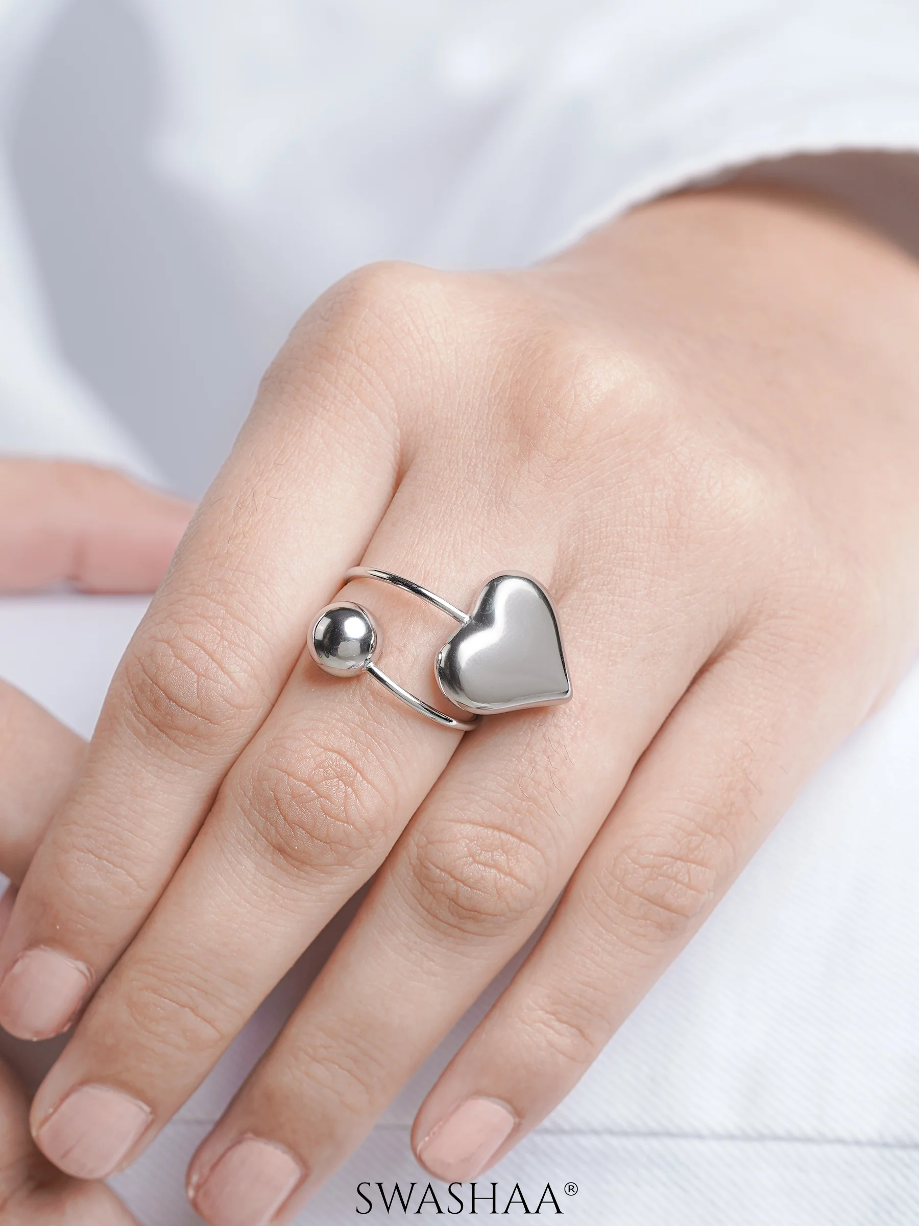 Reemi Glossy Heart Ring - Image 7